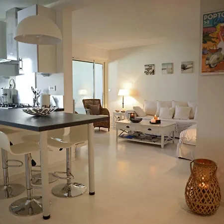 Center Apartment